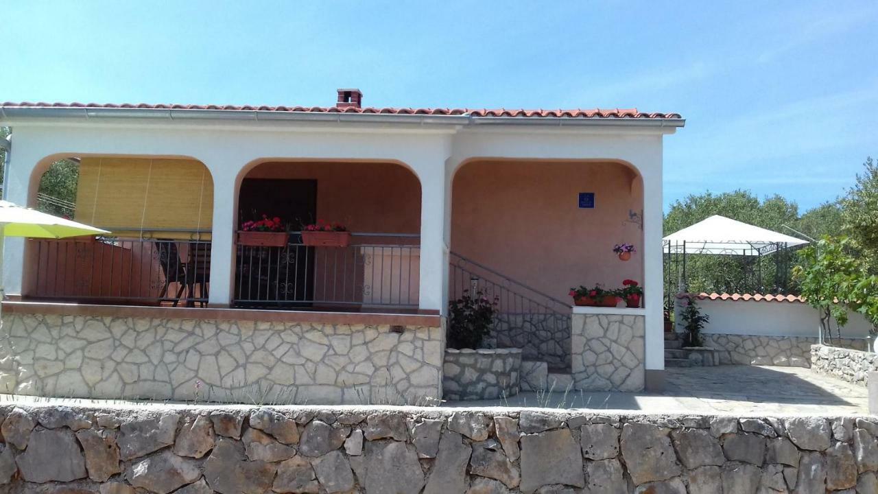 Holiday Home Nada Sali Exterior photo