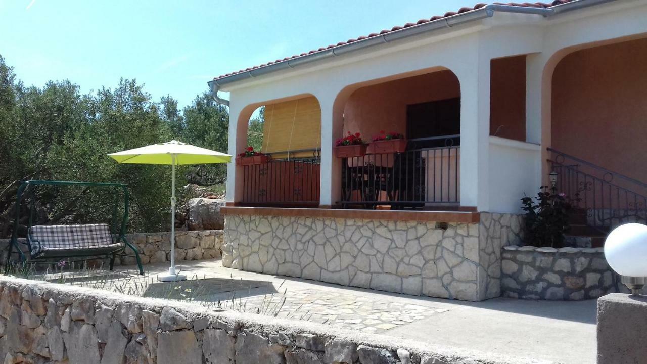 Holiday Home Nada Sali Exterior photo